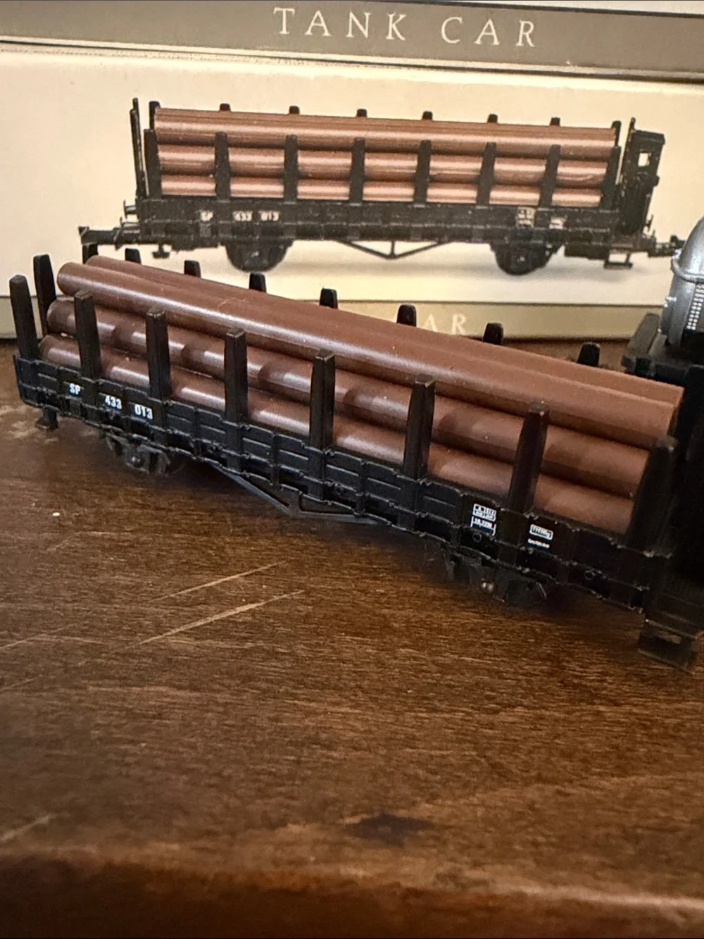 Southern Pacific Model Train Log Car & Tank Car Set w/ Original Boxes
